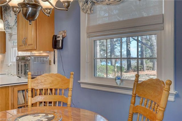 3317 Brookside LN, Portsmouth, VA 23703