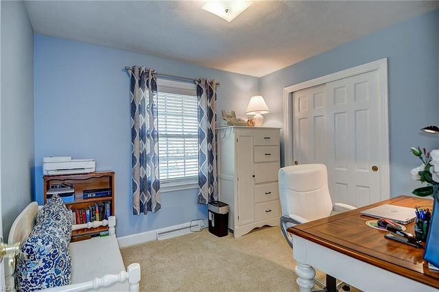 3317 Brookside LN, Portsmouth, VA 23703