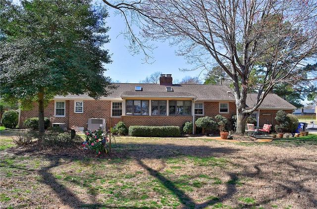 3317 Brookside LN, Portsmouth, VA 23703