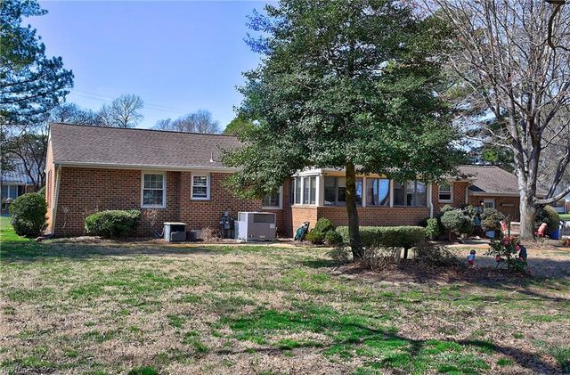 3317 Brookside LN, Portsmouth, VA 23703