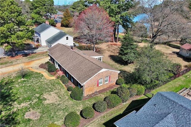 3317 Brookside LN, Portsmouth, VA 23703