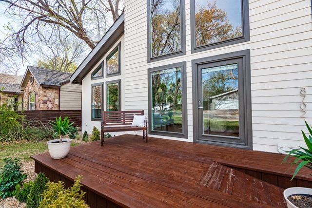 8702 San Fernando Way, Dallas, TX 75218