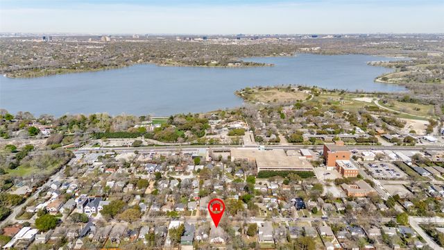 8702 San Fernando Way, Dallas, TX 75218