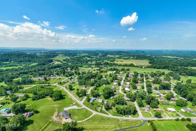 203 Douglas Shed Road, Johnson City, TN 37615