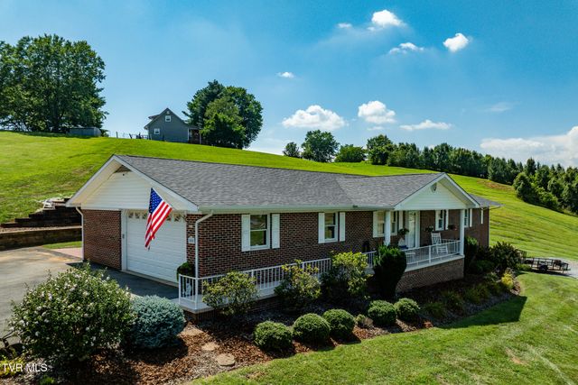 203 Douglas Shed Road, Johnson City, TN 37615