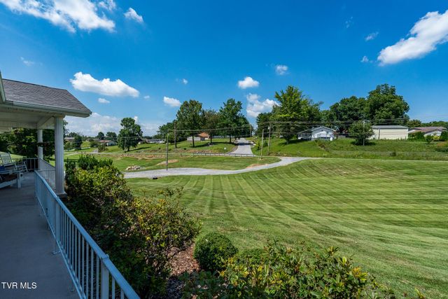 203 Douglas Shed Road, Johnson City, TN 37615