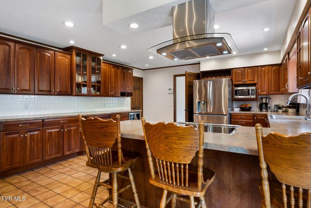 203 Douglas Shed Road, Johnson City, TN 37615