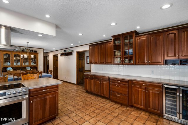 203 Douglas Shed Road, Johnson City, TN 37615