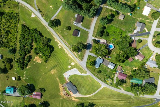 203 Douglas Shed Road, Johnson City, TN 37615