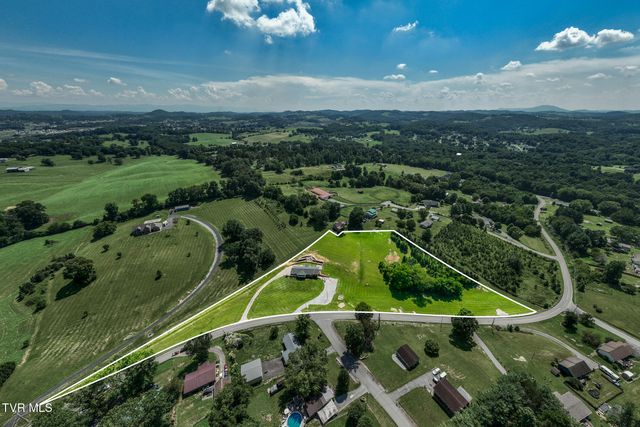 203 Douglas Shed Road, Johnson City, TN 37615