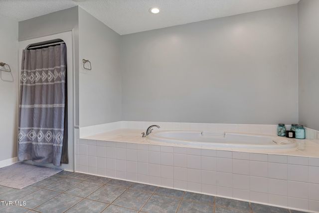 203 Douglas Shed Road, Johnson City, TN 37615