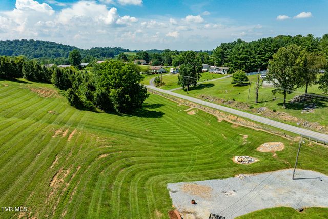 203 Douglas Shed Road, Johnson City, TN 37615