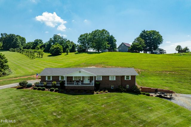 203 Douglas Shed Road, Johnson City, TN 37615