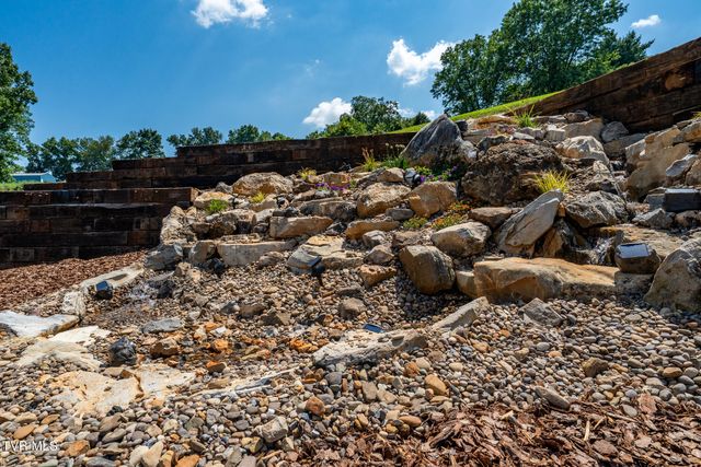 203 Douglas Shed Road, Johnson City, TN 37615