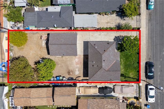 2521 W Stanford Street, Santa Ana, CA 92704