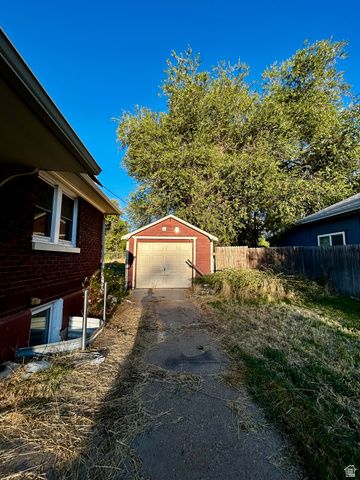 2030 LIBERTY AVE, Ogden, UT 84401