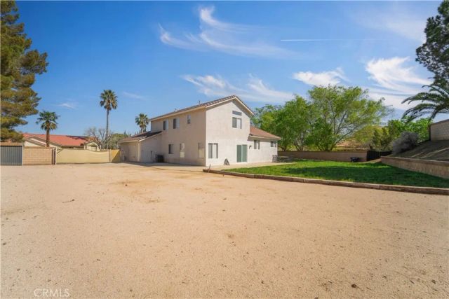 41076 Riverock, Palmdale, CA 93551