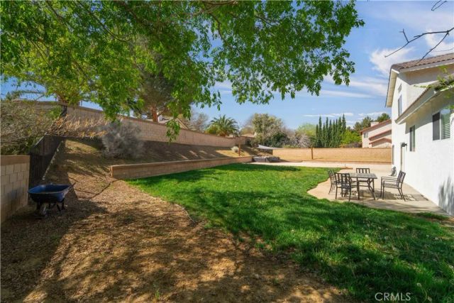41076 Riverock, Palmdale, CA 93551