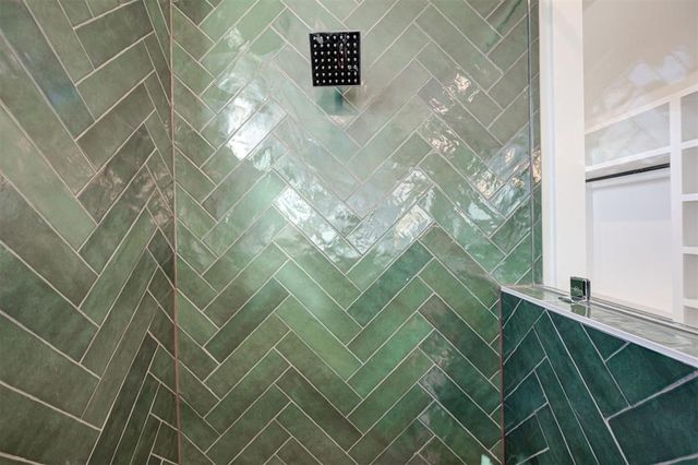 8001 Amber Ridge Drive, Edmond, OK 73034