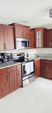 15170 SW 49th St, Miramar, FL 33027