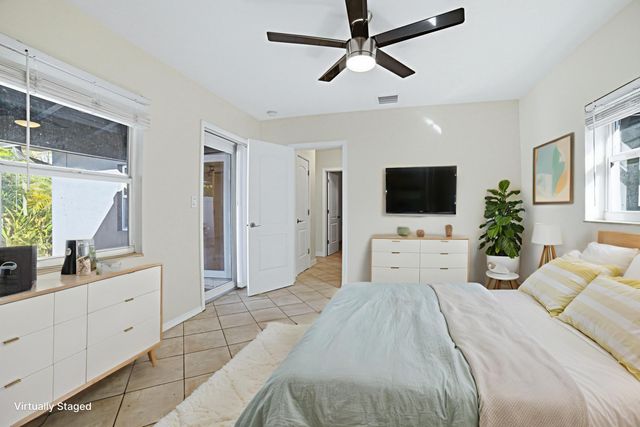 2000 NE 18th Street East, Fort Lauderdale, FL 33305