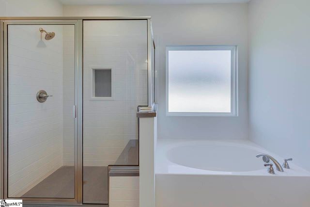 104 Old Glory Court, Pickens, SC 29671