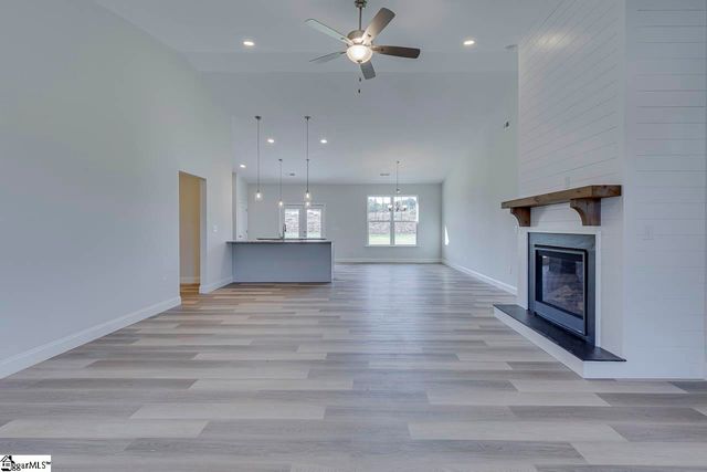 104 Old Glory Court, Pickens, SC 29671