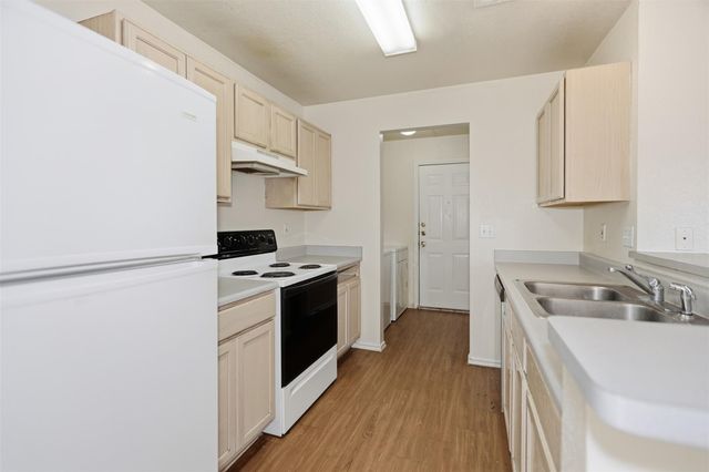 844-846 Sagewood TRL, San Marcos, TX 78666