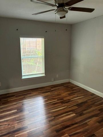 2325 Warwick Avenue, Grand Prairie, TX 75052