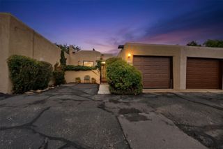 2961 Plaza Blanca, Santa Fe, NM 87507
