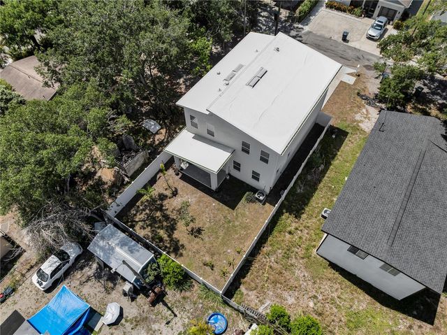 2404 CASSELL, Tampa, FL 33605