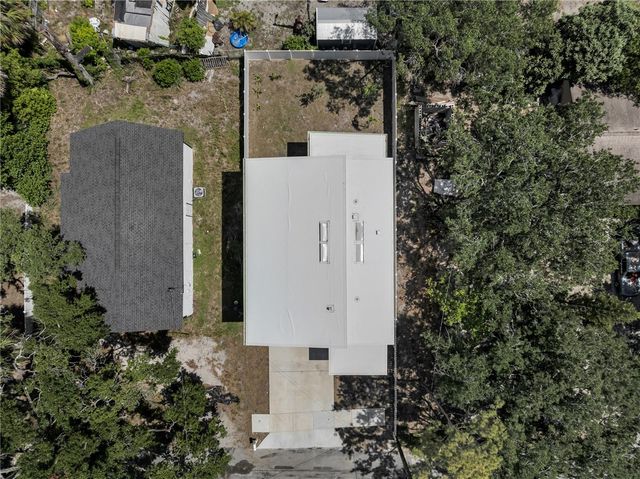 2404 CASSELL, Tampa, FL 33605