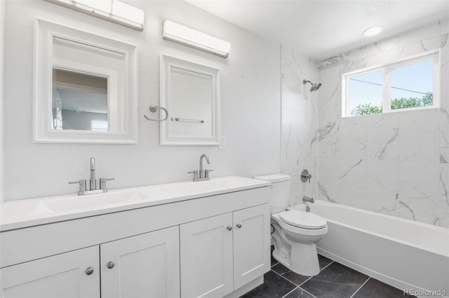 672 Elkhart Street, Aurora, CO 80011