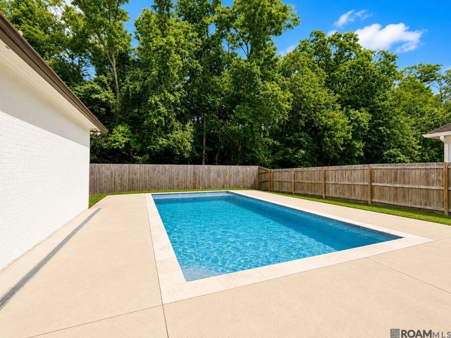 37378 Cypress Hollow Ave, Prairieville, LA 70769