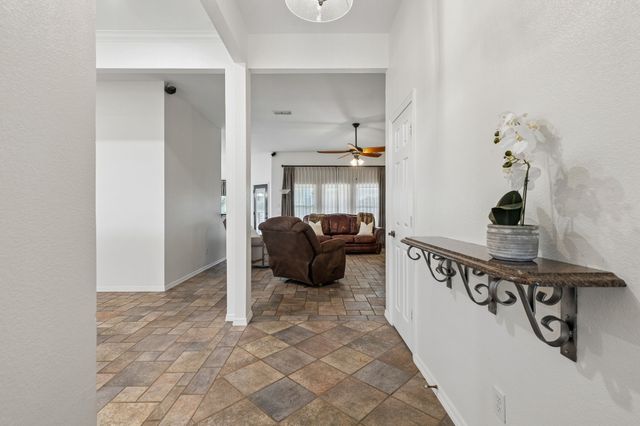 1901 Saw Tooth Court, Haslet, TX 76052