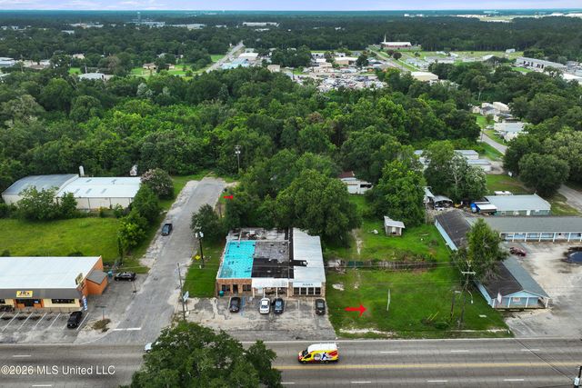 1918 Pass Road, Gulfport, MS 39501