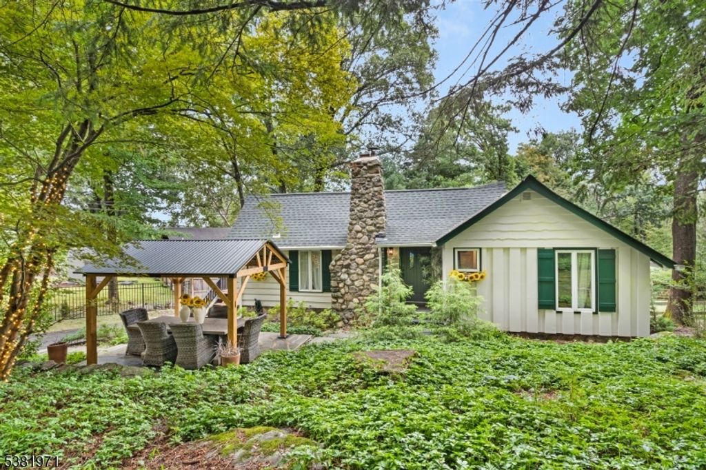 146 Hillside Rd, Sparta Twp., NJ 07871