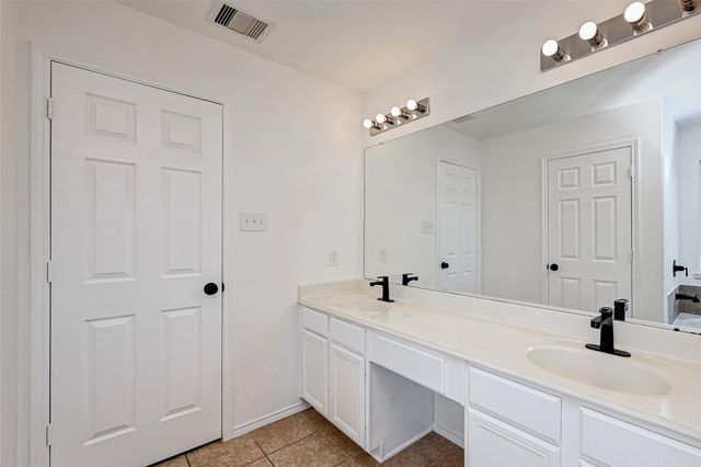 6906 Anson Point Lane, Houston, TX 77040