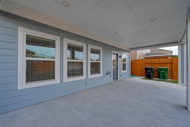 6906 Anson Point Lane, Houston, TX 77040
