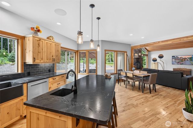 4300 Old Mill Road, Port Angeles, WA 98362