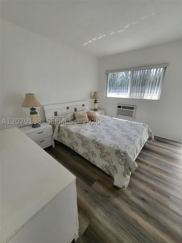 600 Layne Blvd 118, Hallandale Beach, FL 33009