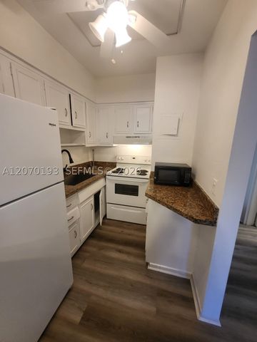 600 Layne Blvd 118, Hallandale Beach, FL 33009