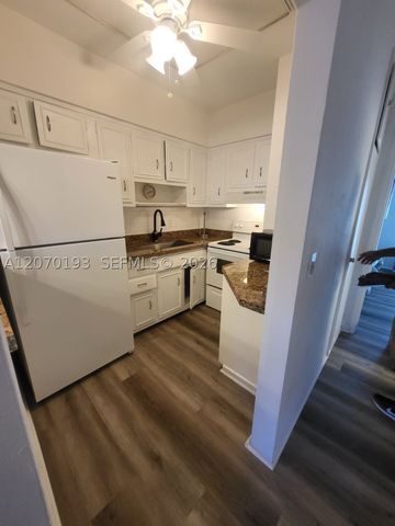 600 Layne Blvd 118, Hallandale Beach, FL 33009