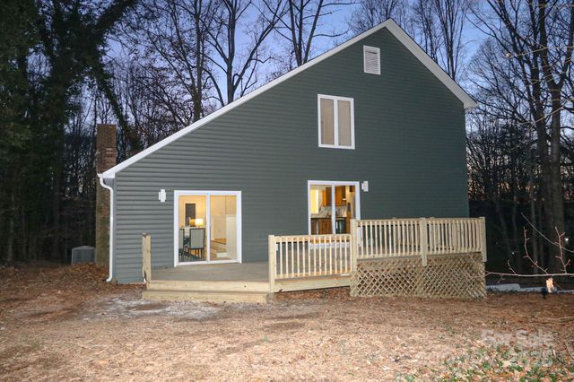 8037 Mill Chase Road, Lewisville, NC 27023