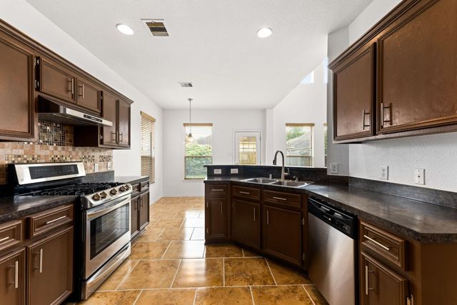 9302 Tracelawn Court, Humble, TX 77396