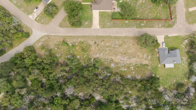 4 Oakmont Circle, Morgans Point Resort, TX 76513