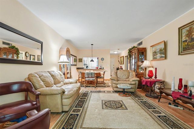 100 GLENNES LANE 204, Dunedin, FL 34698