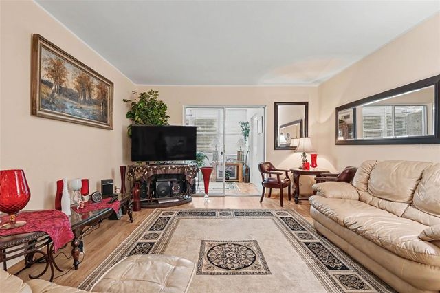 100 GLENNES LANE 204, Dunedin, FL 34698