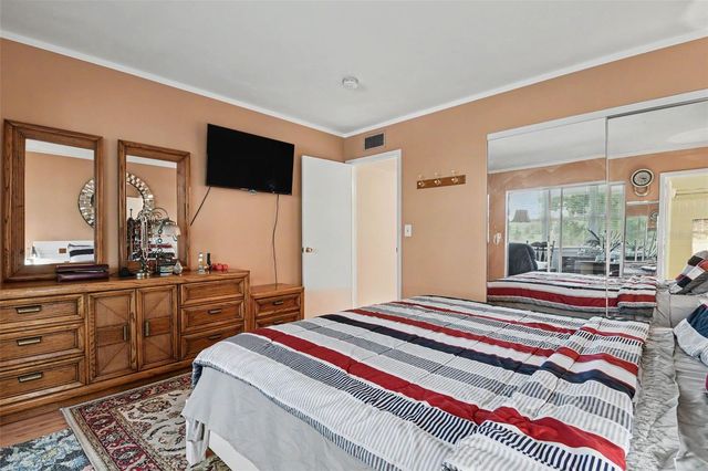 100 GLENNES LANE 204, Dunedin, FL 34698