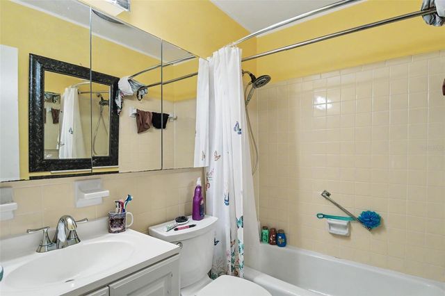 100 GLENNES LANE 204, Dunedin, FL 34698